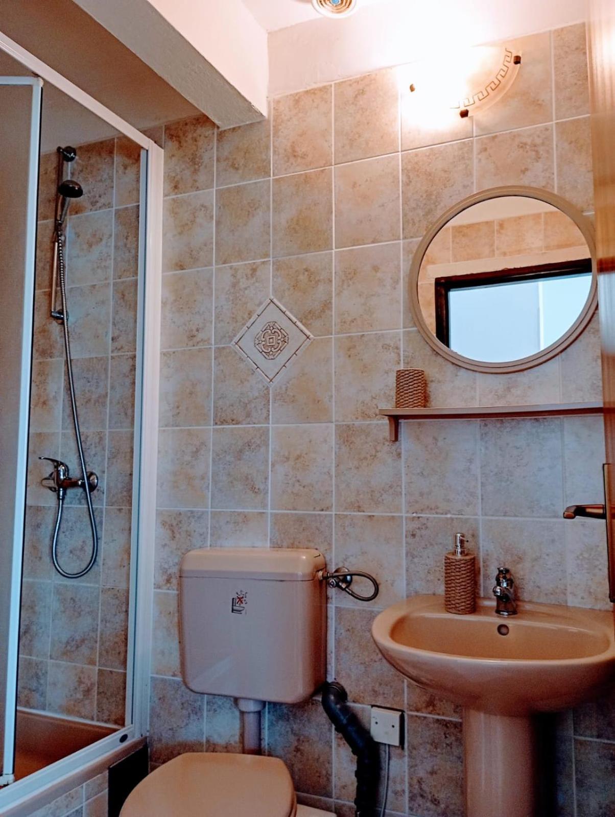 Rooms Helena Krk Town Extérieur photo