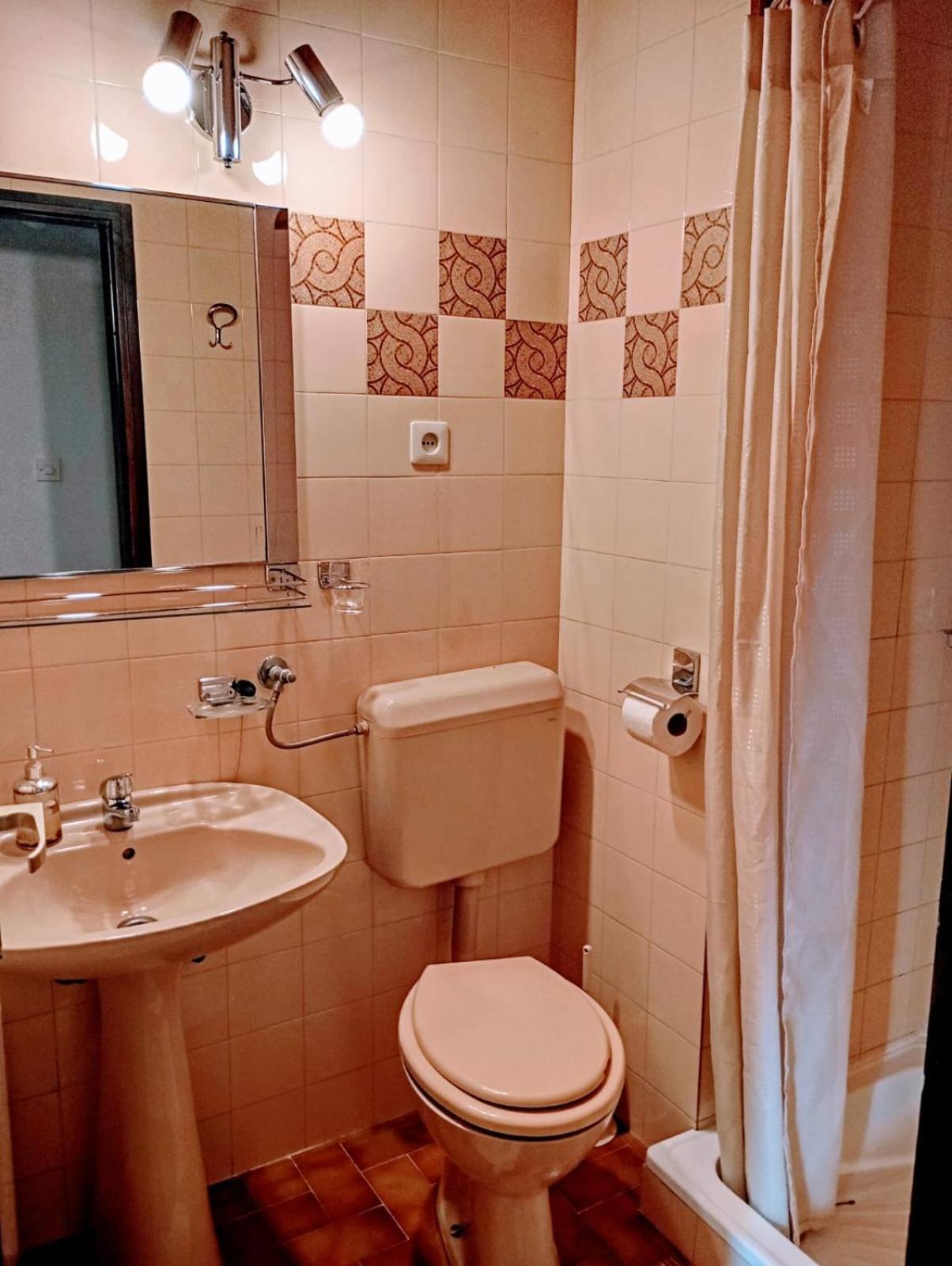 Rooms Helena Krk Town Extérieur photo